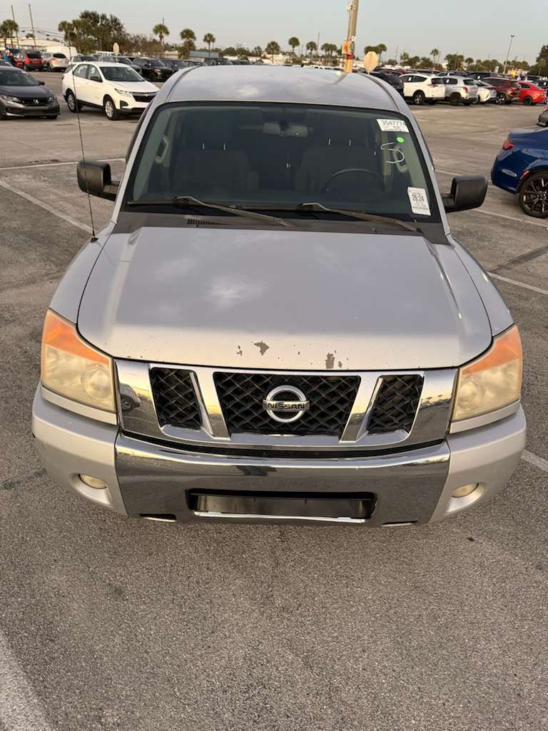 2012 Nissan Titan SV